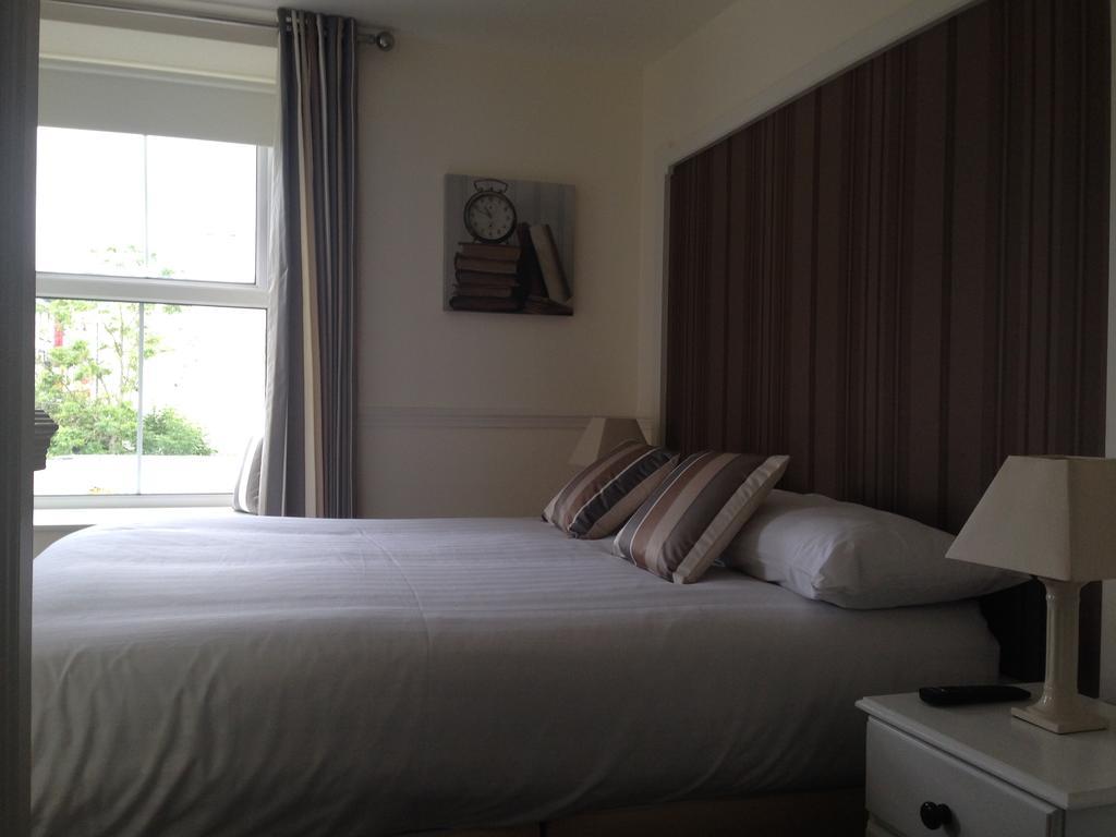 The Fleet Inn Guesthouse & Restaurant Killybegs Zimmer foto